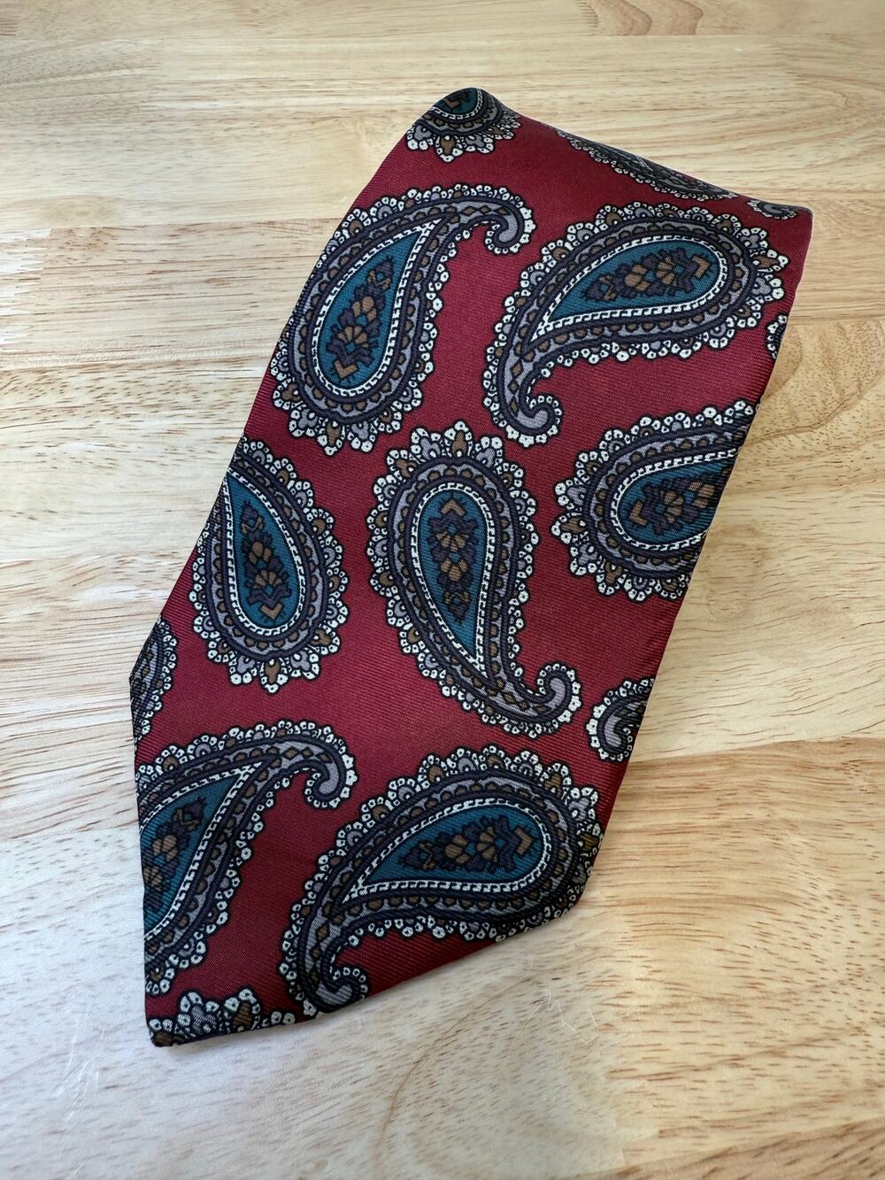 Christian Dior 100% Silk Men's Neck Tie Made in Italy Red Blue Paisley JL